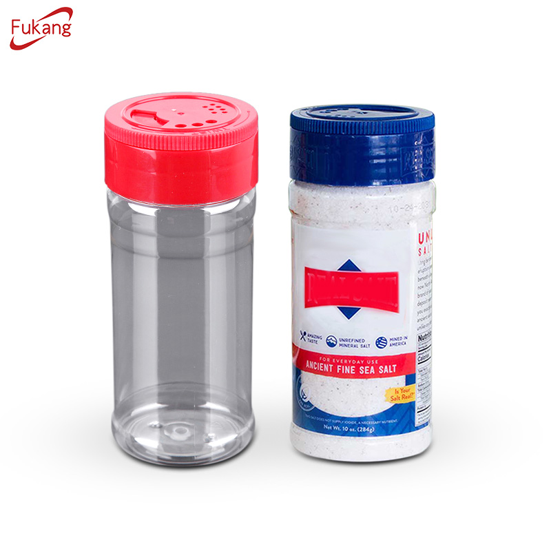 250ml plastic salt pepper bottle with sifter cap,transparent PET decorative bottles with red peppers manufacturer
